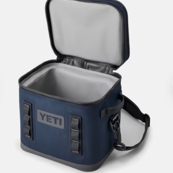 NWT Yeti Hopper Flip 12 Soft Cooler - Picture 2 of 7